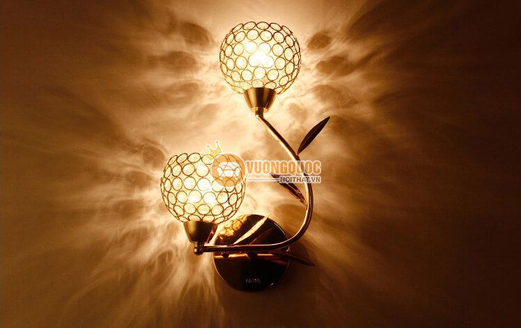 Đèn tường kiểu dáng đơn giản treo đầu giường CM100-6